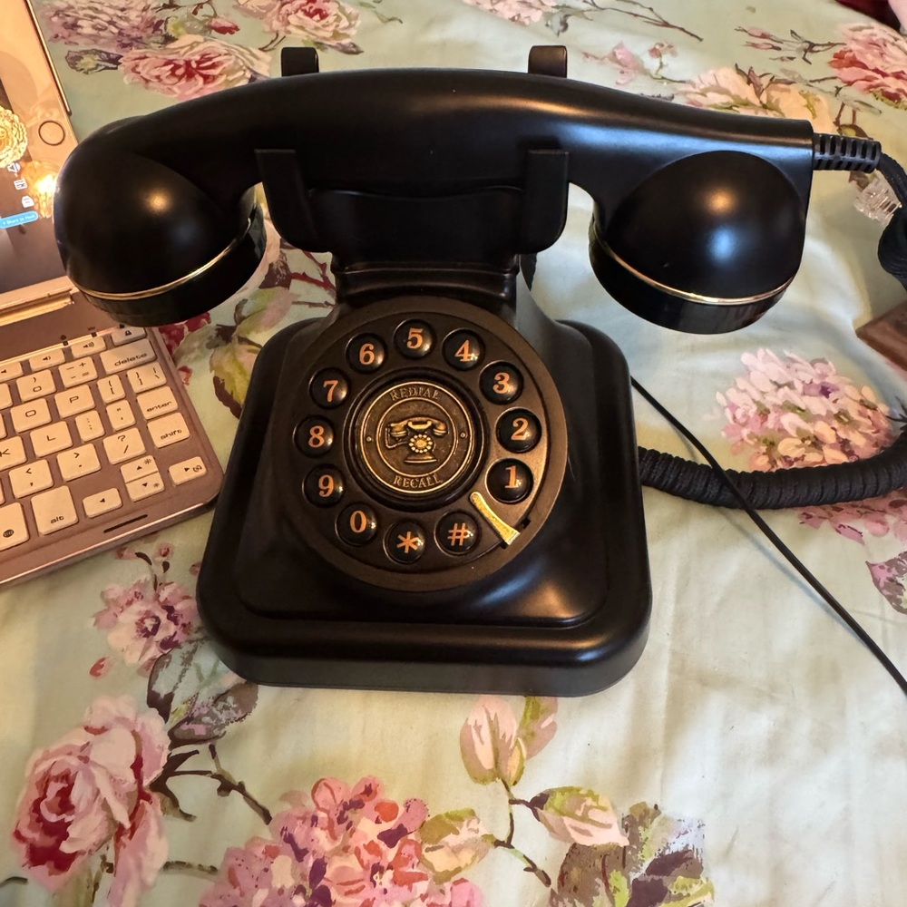 Classic Black Rotary Dial Telephone